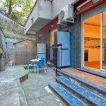 1 Bedroom Awesome In *