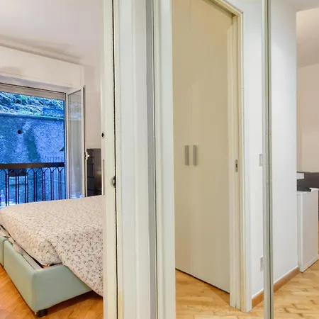 Beautiful In With Kitchen Apartment *